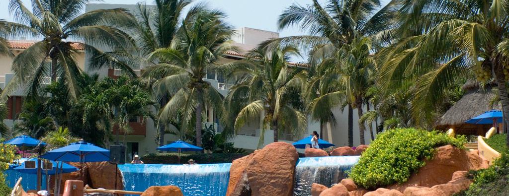 Todd Bates Re/Max in Puerto Vallarta slide 02