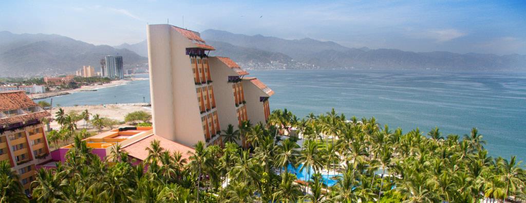 Todd Bates Re/Max in Puerto Vallarta slide 06